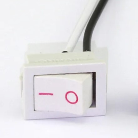 Выключатель Кнопочный Прямоугольный  6А ON-OFF Белый корпус 20х9х25мм/16х10мм Tlight