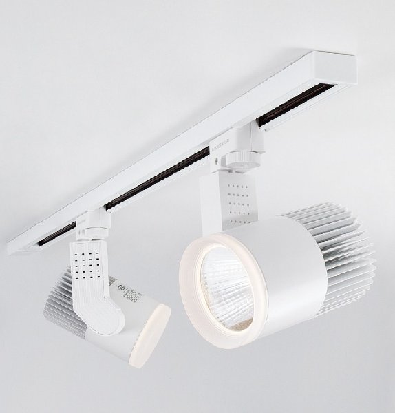 Светильник Трековый 2 TRA LED   30Вт Белый 4200K Симм. 30º 2400Лм 135х85х85 ES