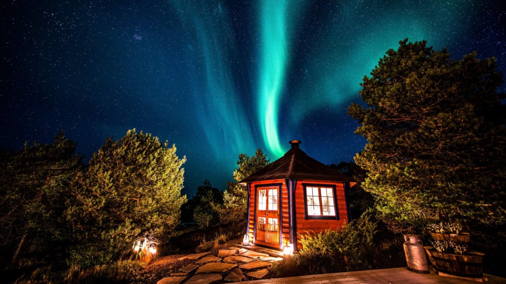 osveshchenie-doma-snaruzhi.jpg osveshchenie-doma-snaruzhi.jpg